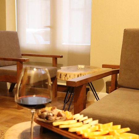 Velar Hotel Boutique Korce Bagian luar foto