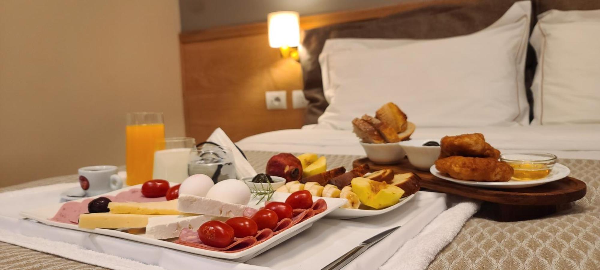 Velar Hotel Boutique Korce Bagian luar foto