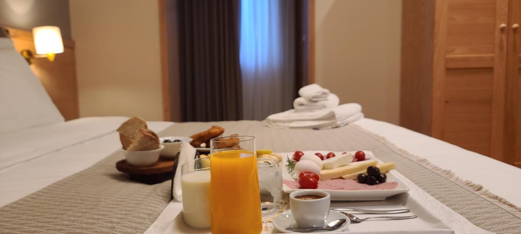 Velar Hotel Boutique Korce Bagian luar foto