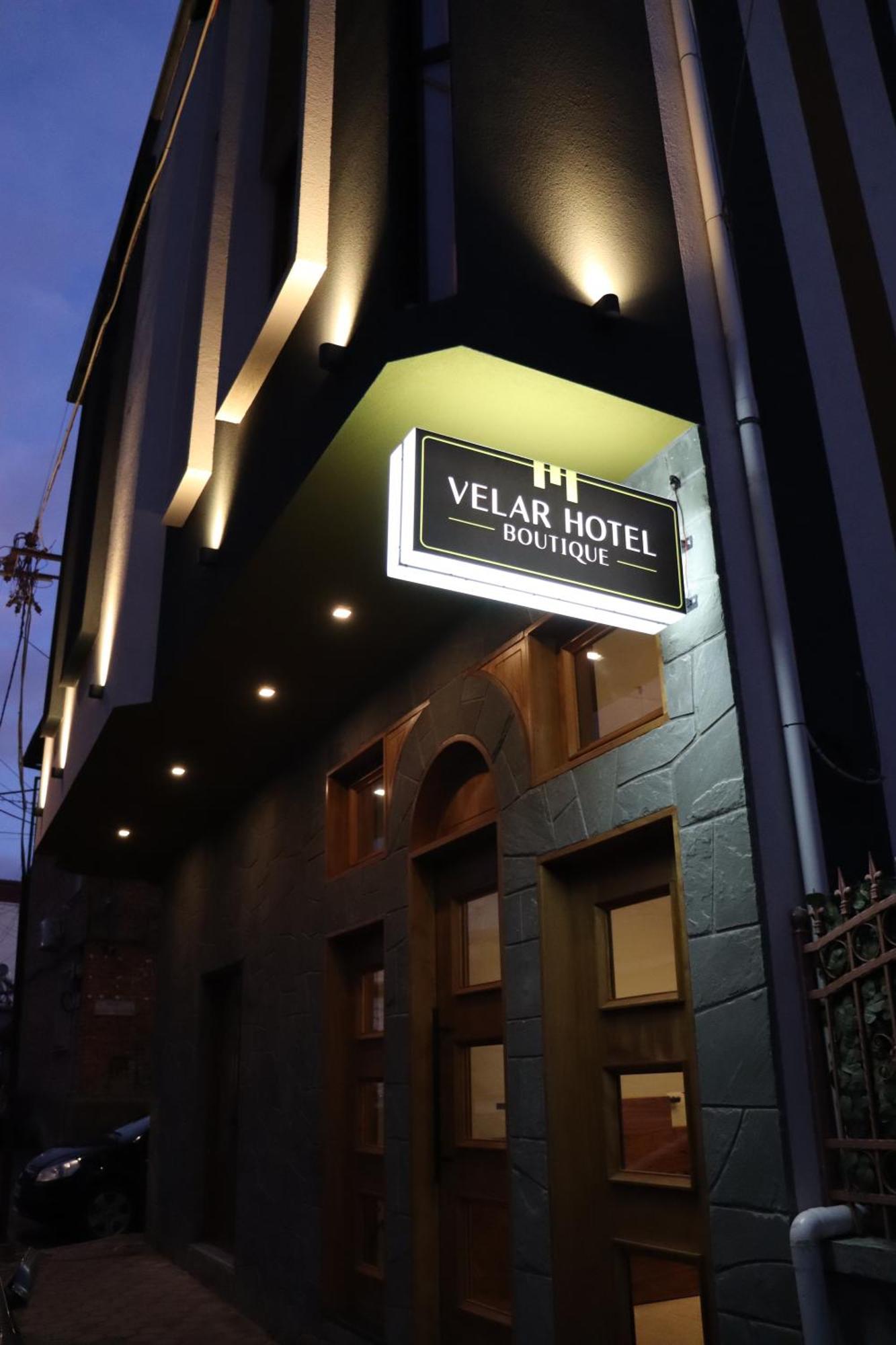 Velar Hotel Boutique Korce Bagian luar foto