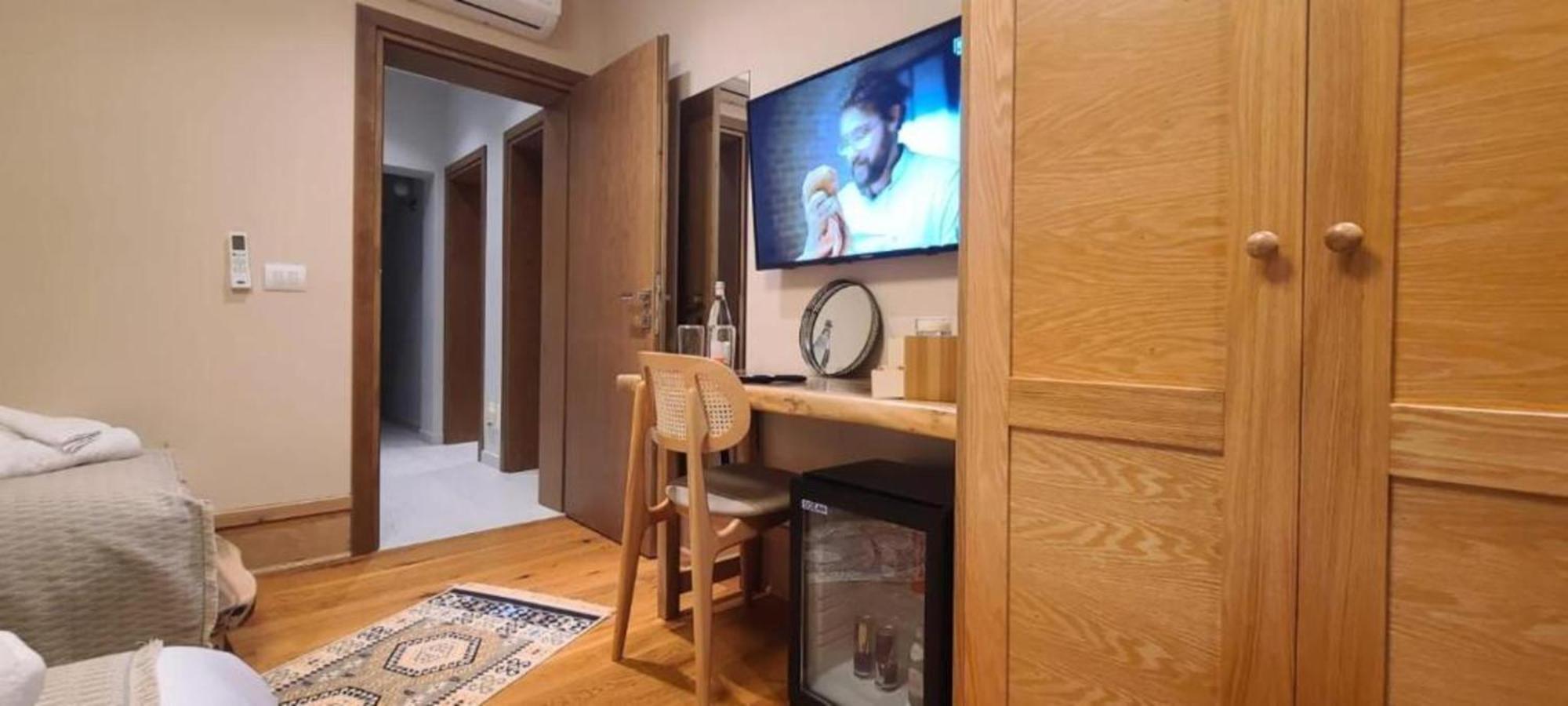 Velar Hotel Boutique Korce Bagian luar foto
