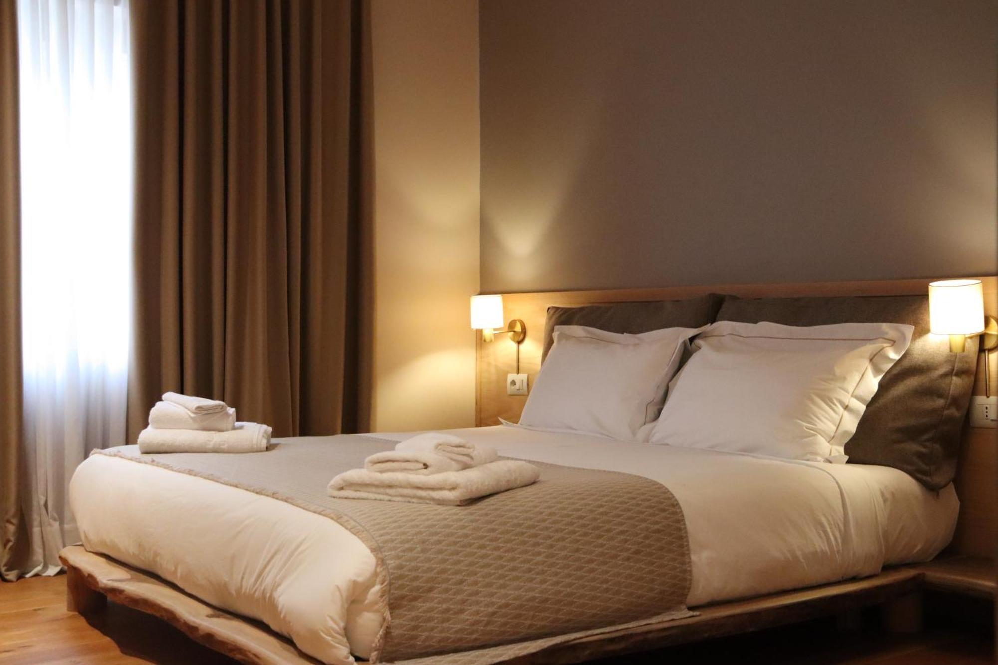 Velar Hotel Boutique Korce Bagian luar foto