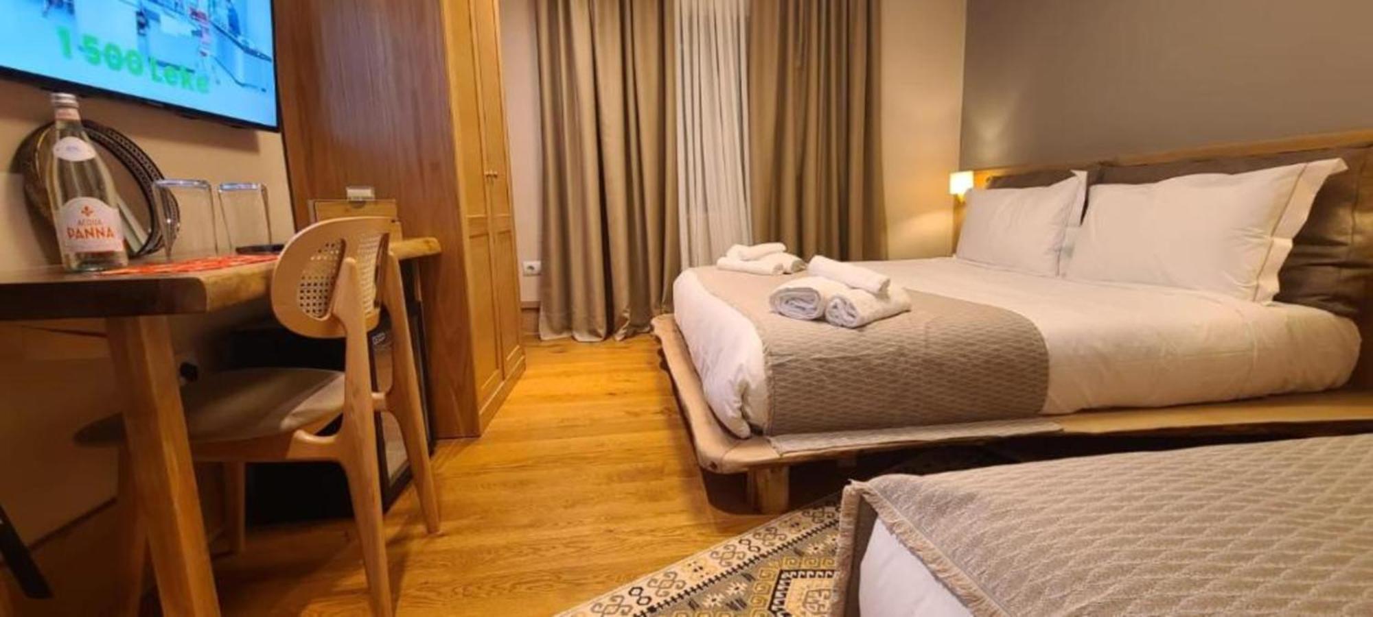Velar Hotel Boutique Korce Bagian luar foto